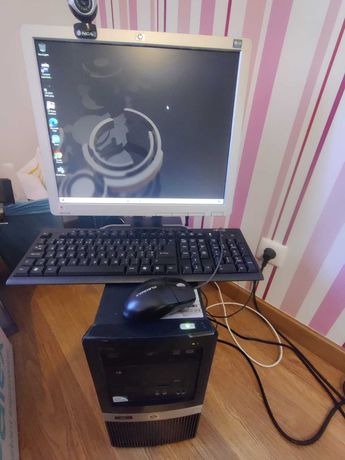 Conjunto de computador HP + monitor + teclado + rato + webcam+2 discos