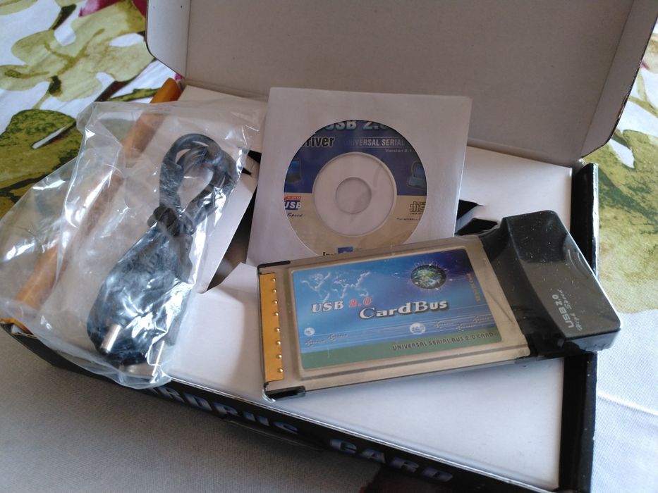Placa PCMCIA CardBus USB 2.0 com 2 portas. Nova.