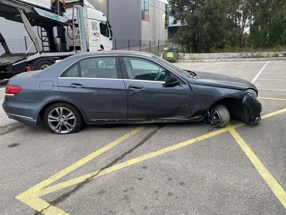 Elevador vidros frente direito MERCEDES-BENZ Classe E (W212)
