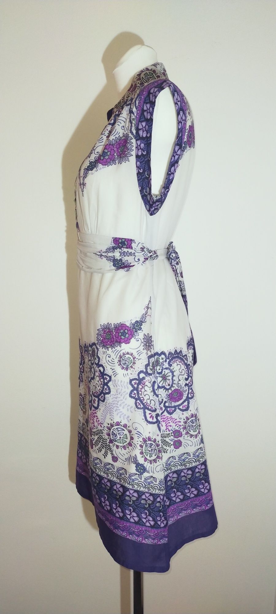 Sukienka biała fioletowa elegancka 36 S