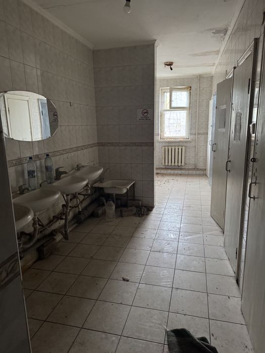 Борщаговская промзона, не жилое здание, 20 соток участок