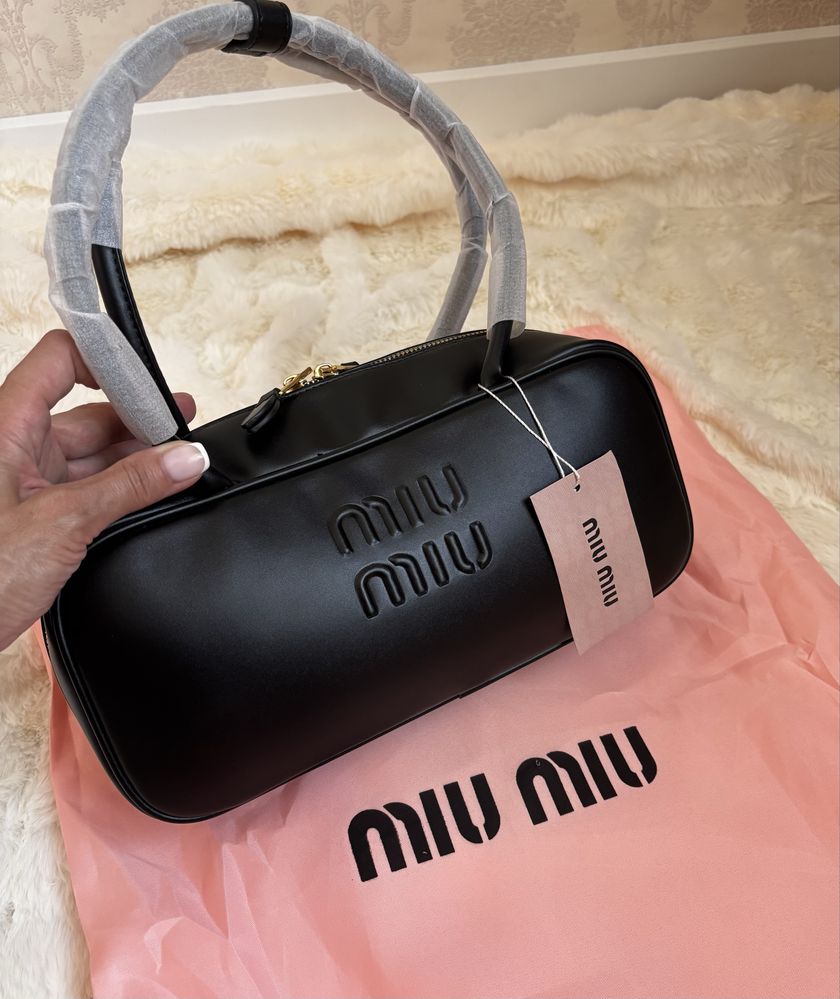 Сумочка жіноча miu miu