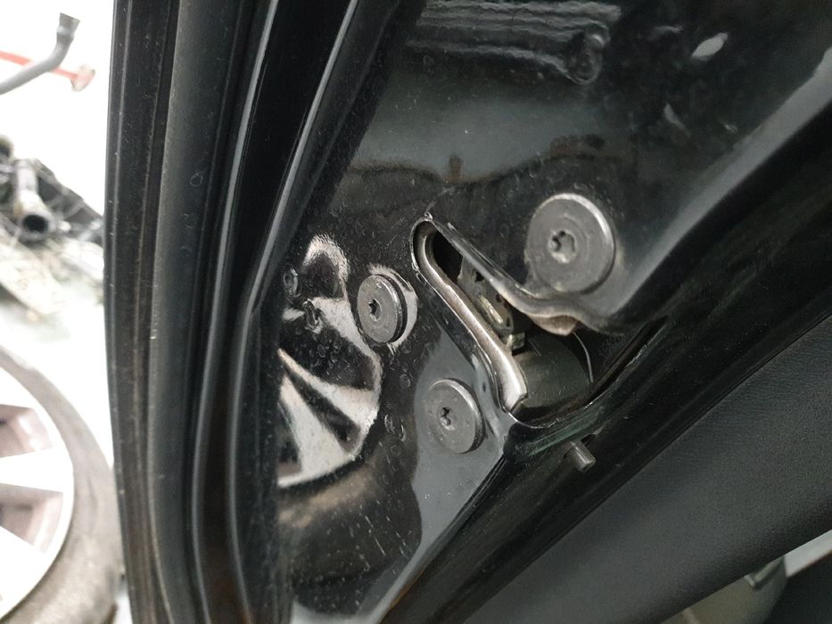 Fechadura / fecho porta trás esquerdo RENAULT Megane III Grandtour (KZ