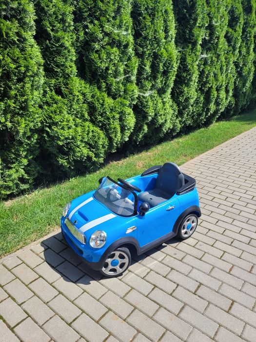 Samochodzik Mini Cooper elektryczny