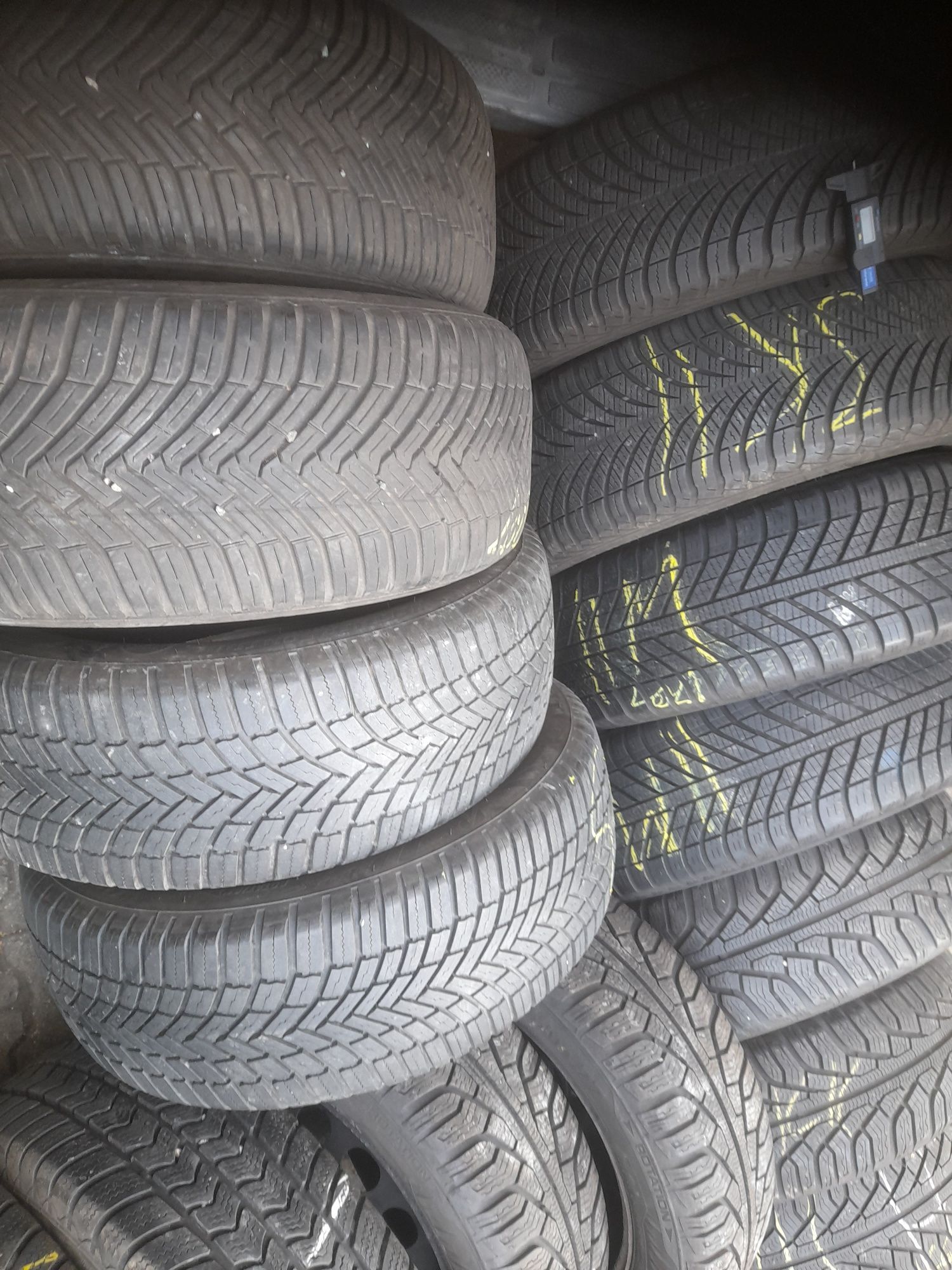 Opony  lato  i wielosezon 205/55r16  205/60r16 import z Niemiec  2015-