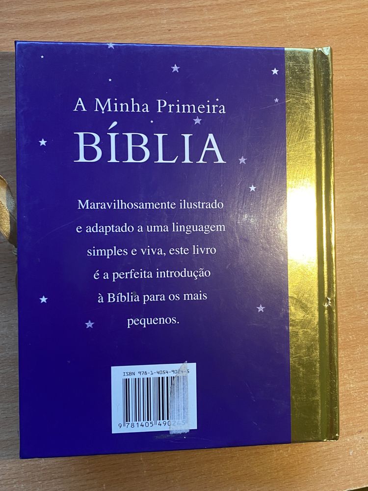 Livro “a minha ptienira biblia”