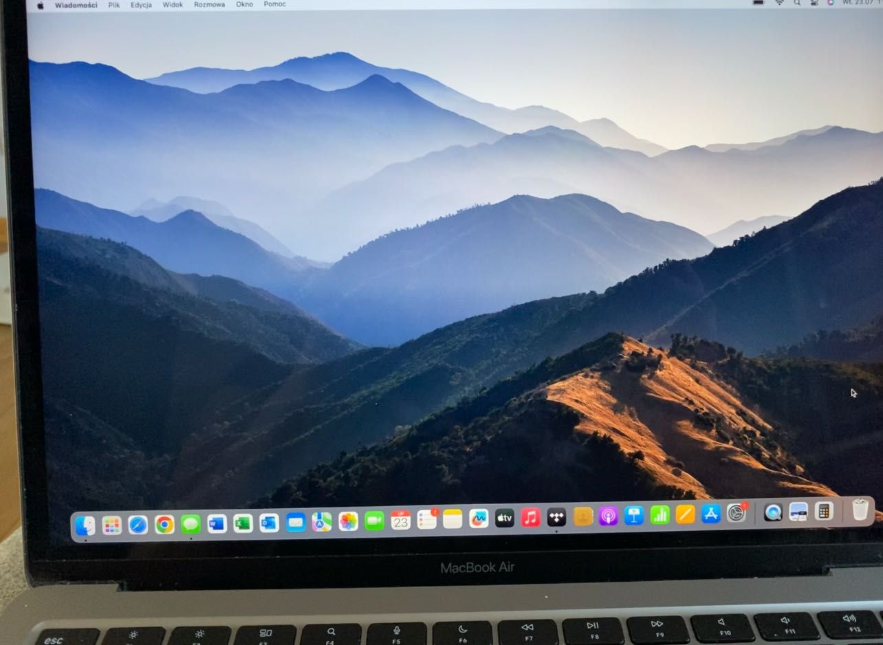 MacBook Air 13 8 RAM, 256 GB dysk Space Gray