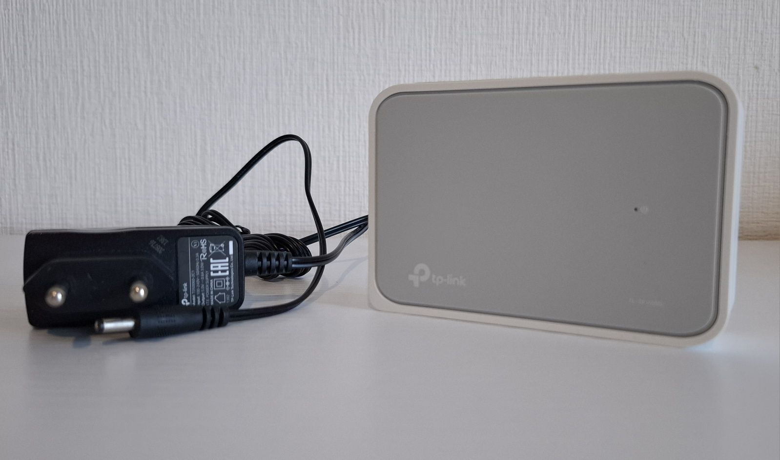 Коммутатор TP-LINK TL-SF1005D