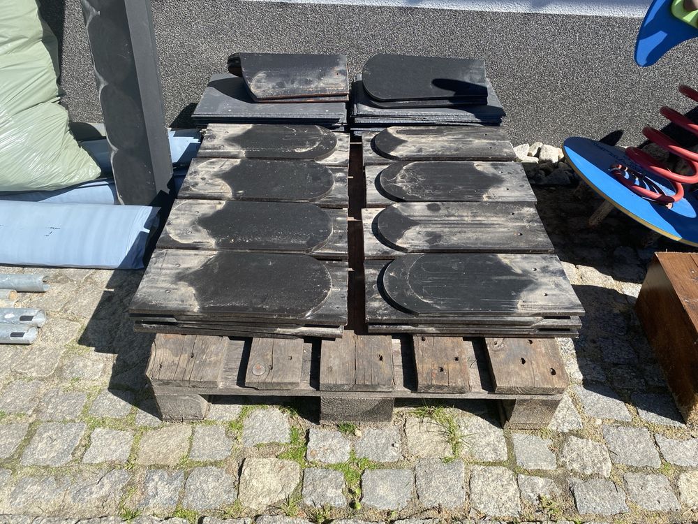 Dachowka ceramiczna Creaton Czarna