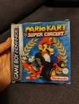Gra na Nintendo Game Boy Advance, Mario Kart Super Circuit, działająca