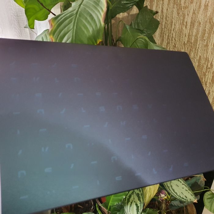 Portátil Asus  muito leve e bonito