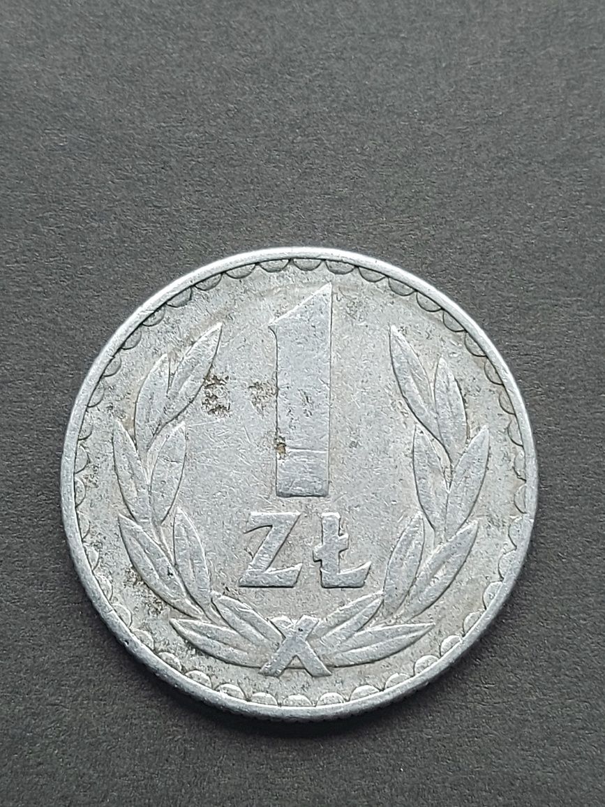 moneta z czasów PRL 1 złoty z 1975r bez znaku mennicy