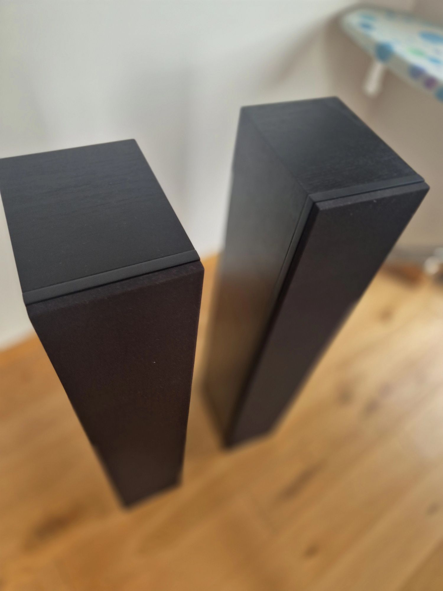 Bowers & Wilkins 684 S2 – Kolumny Podłogowe Hi-Fi–Czarne,b&W, glosniki