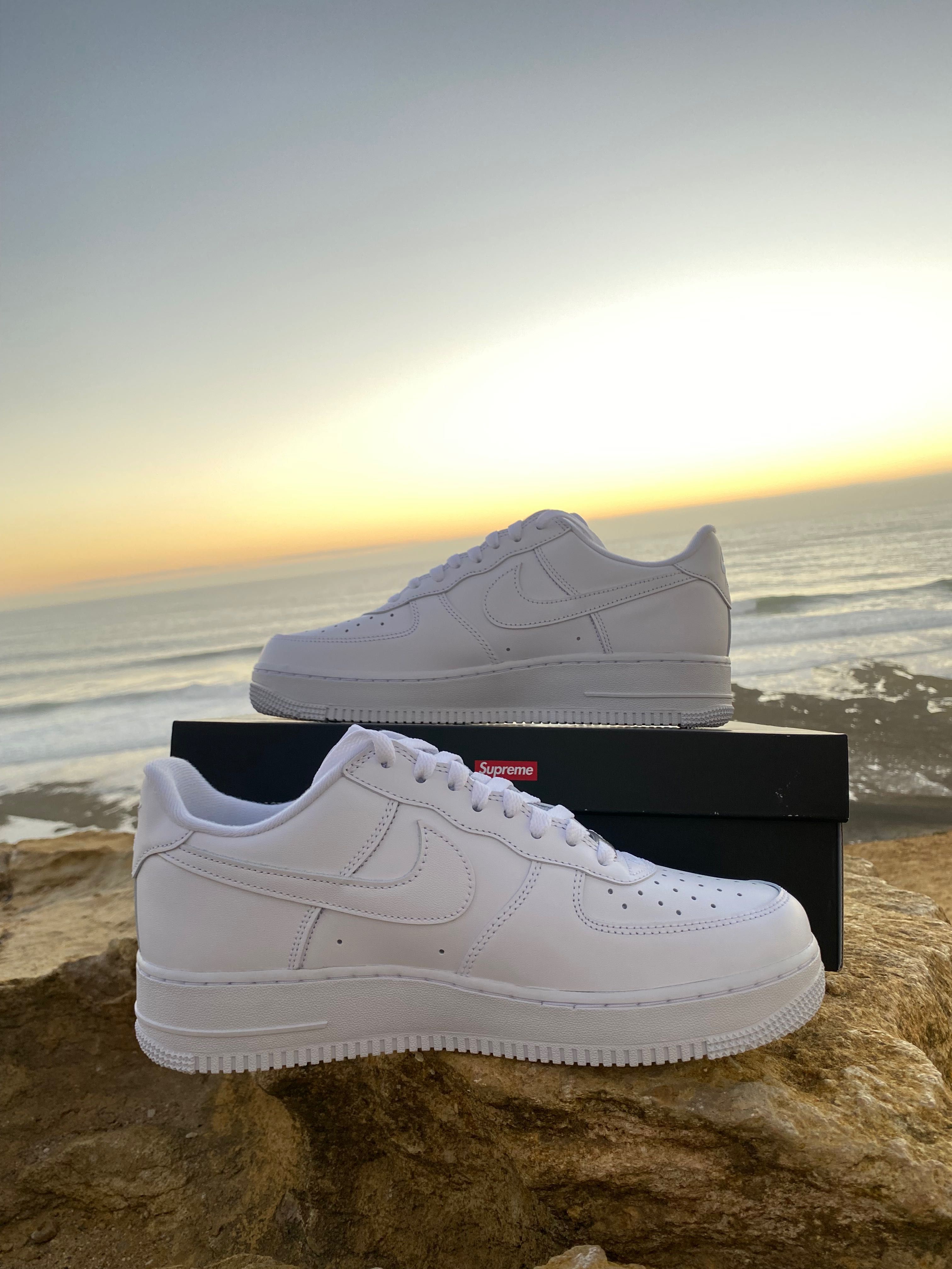 Air force 1 white - supreme todos os tamanhos