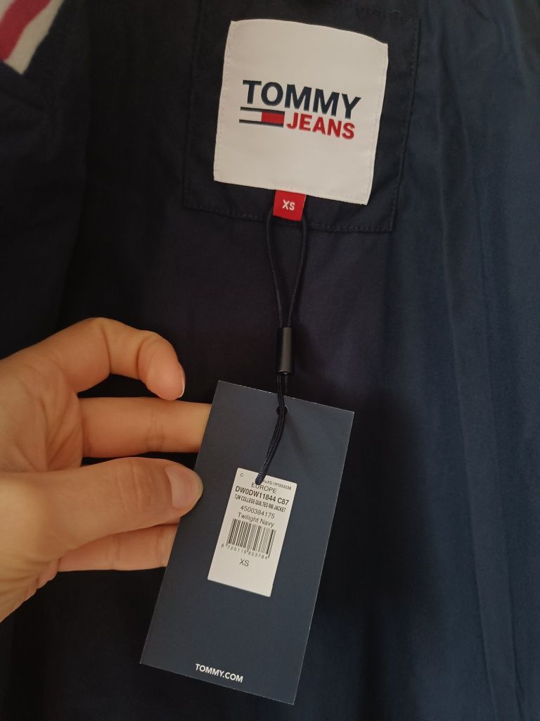 Nowa kurtka bomberka Tommy Jeans College r. XS S bejsbolówka Hilfiger