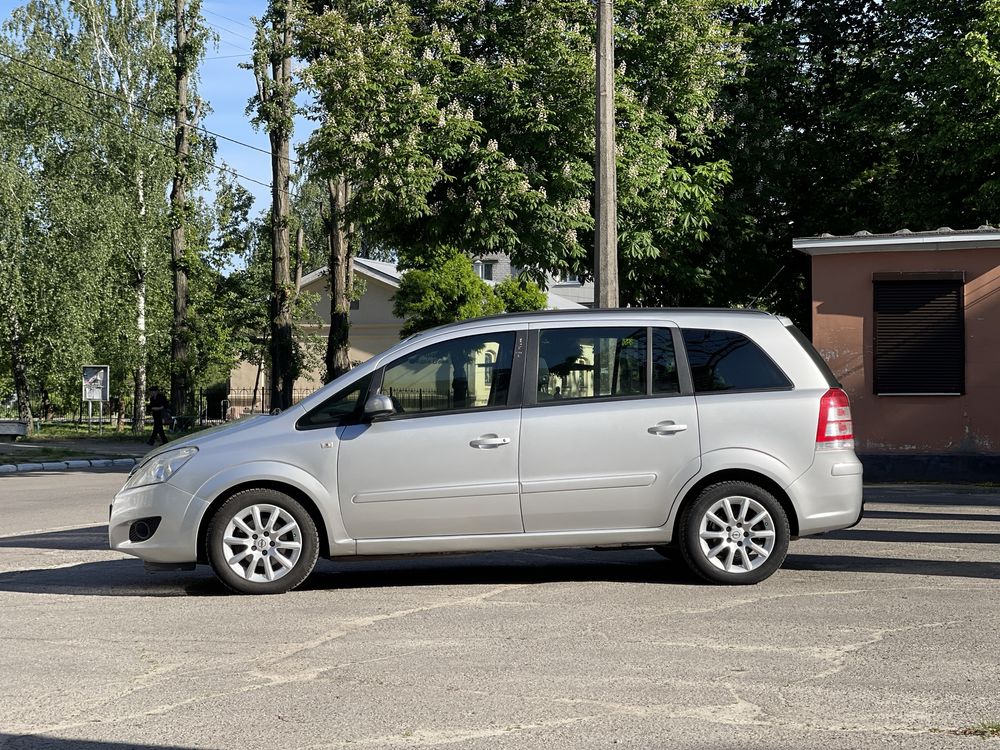 Продам Opel Zafira B 1.6 Газ/Бензин