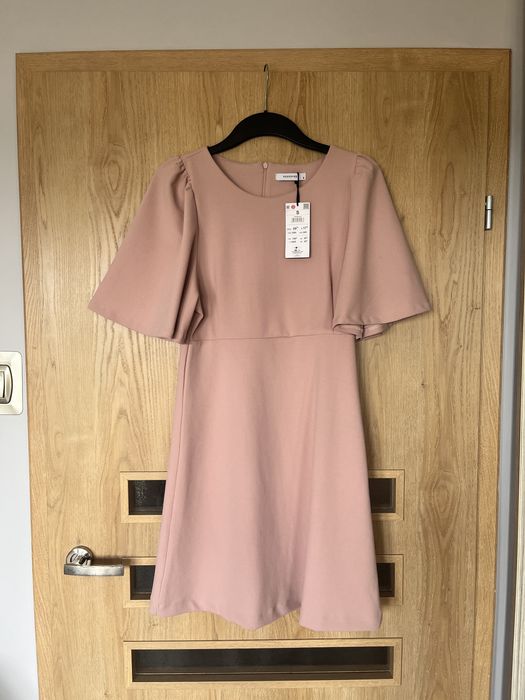 Sukienka okolicznościowa/koktajlowa Reserved