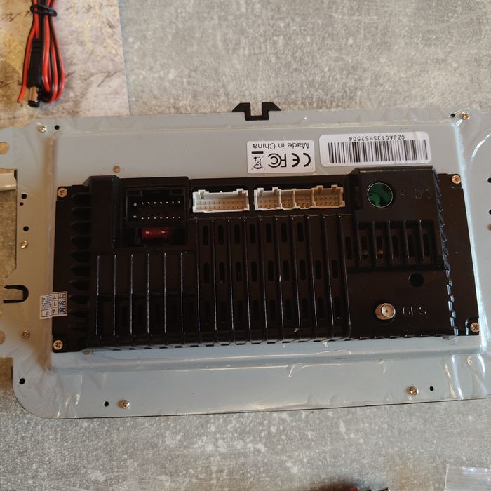 Radio car multimedia player  GPS , kamera  pamięć 1/32gb