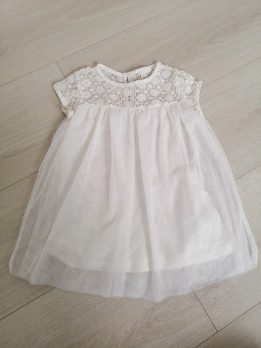 Sukienka dla dziewczynki ZARA,  r. 86 (na chrzest lub ślub)