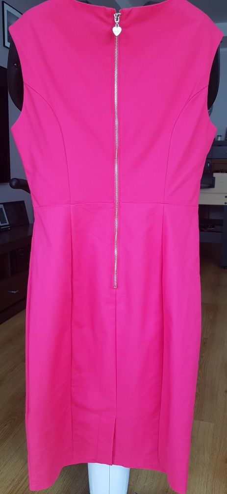 Sukienka Lipsy London 36