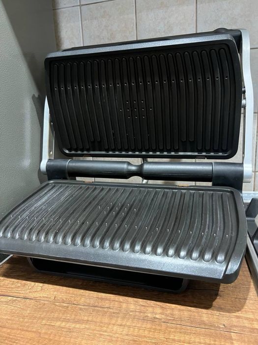 Продам гриль Tefal