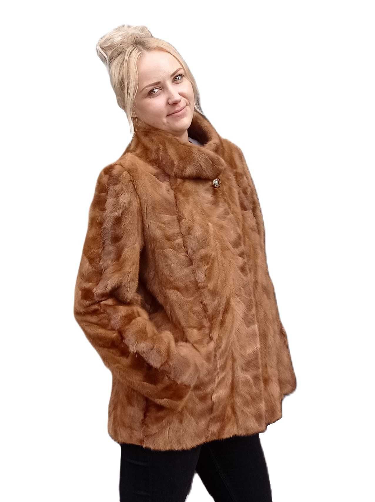 Kurtka damska wykonana z naturalnego futra norek. Model Elisa