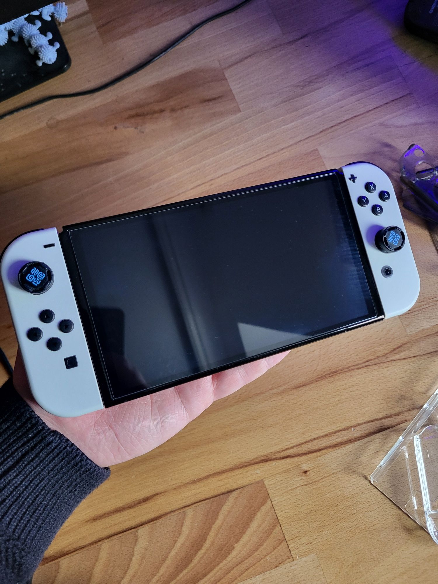 Nintendo Switch OLED, 256gb card, ідеал + чохли + ігри