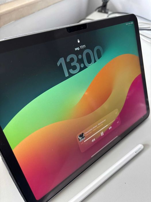 iPad Air 11'' M2 128GB com Pencil Pro e Capa