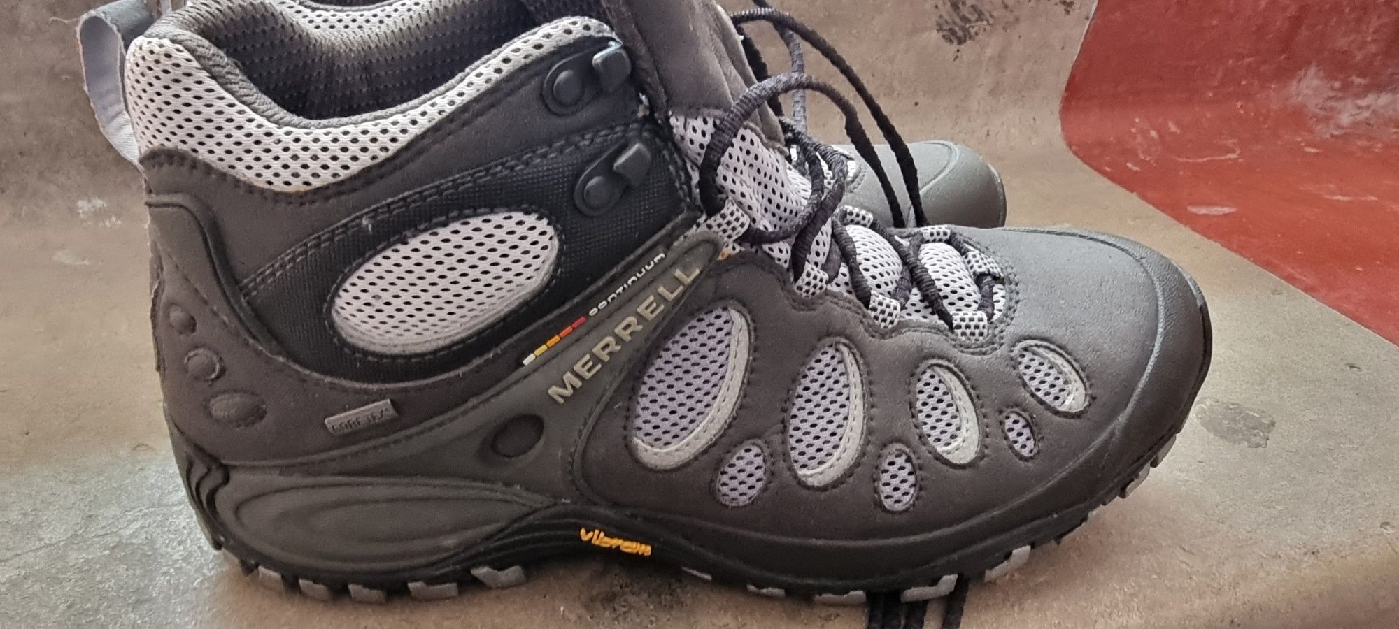 Кроссовки мужские ,ботинки merrell