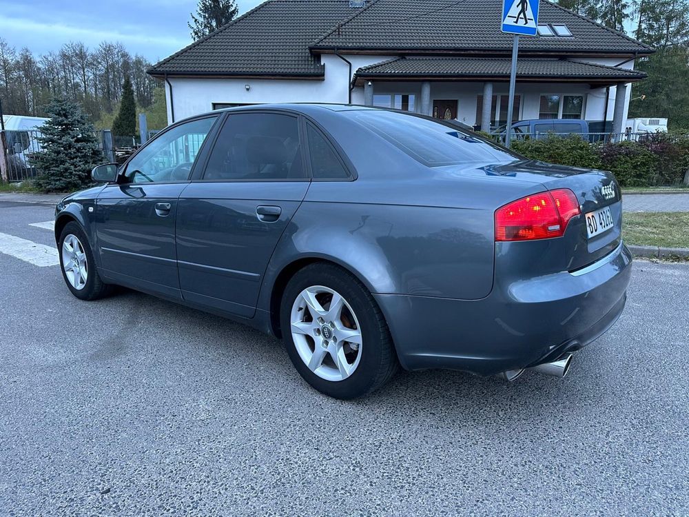 Audi a4b7 1.8t quattro PILNE