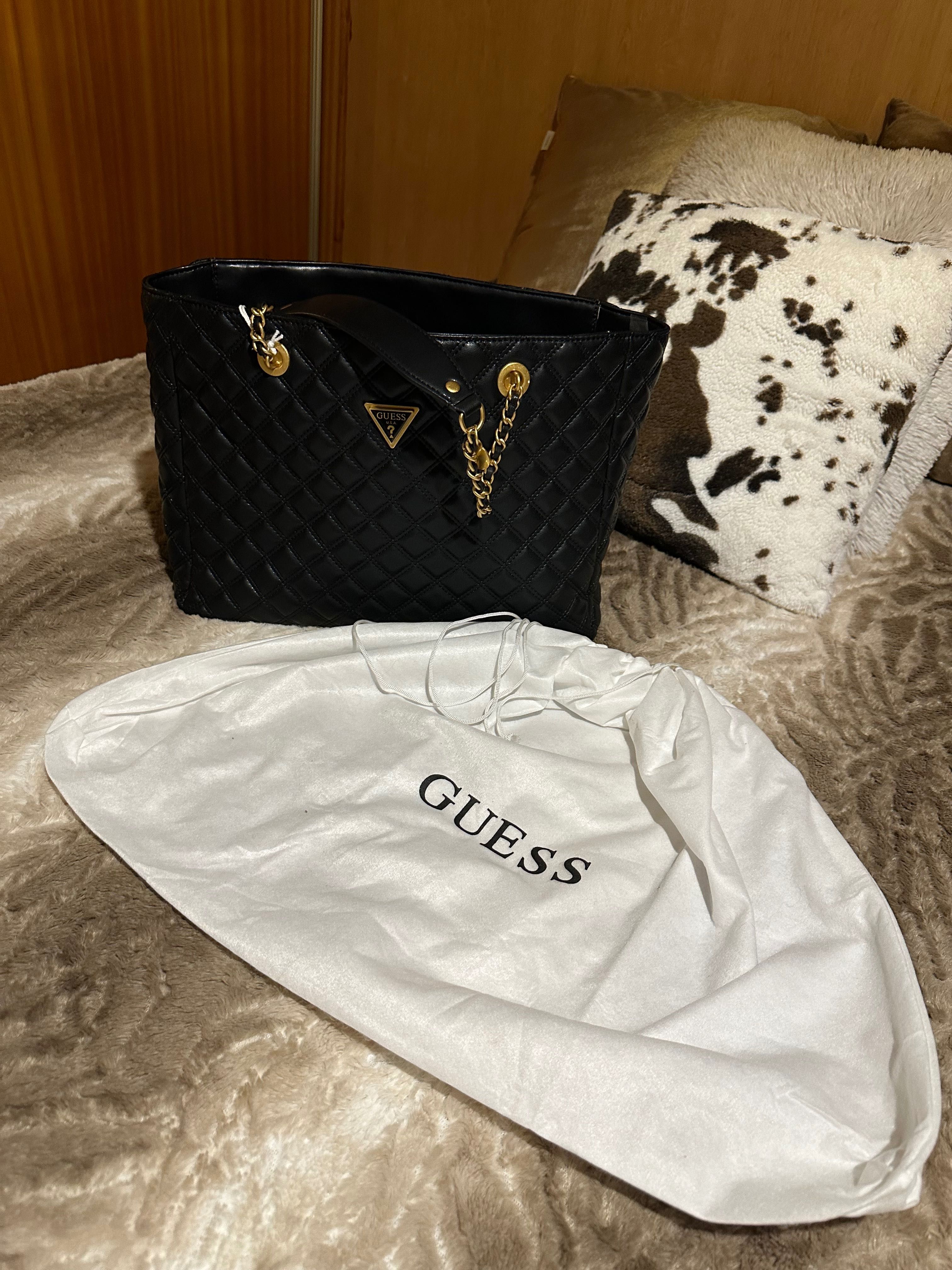 Bolsa da GUESS com etiqueta