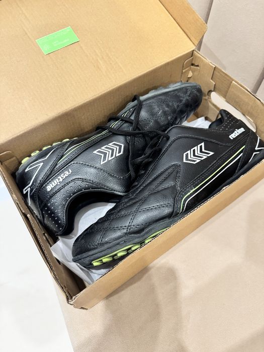 Сороконіжки футбольні