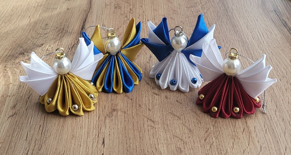 Aniołek ręcznie robiony ze wstążki