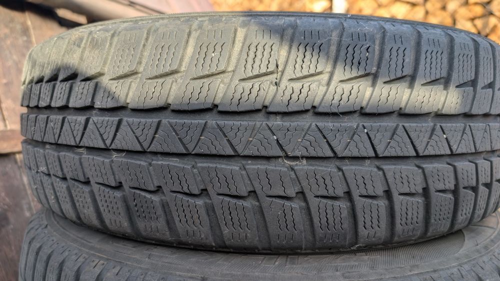 4 opony zimowe Falken 175/60R15