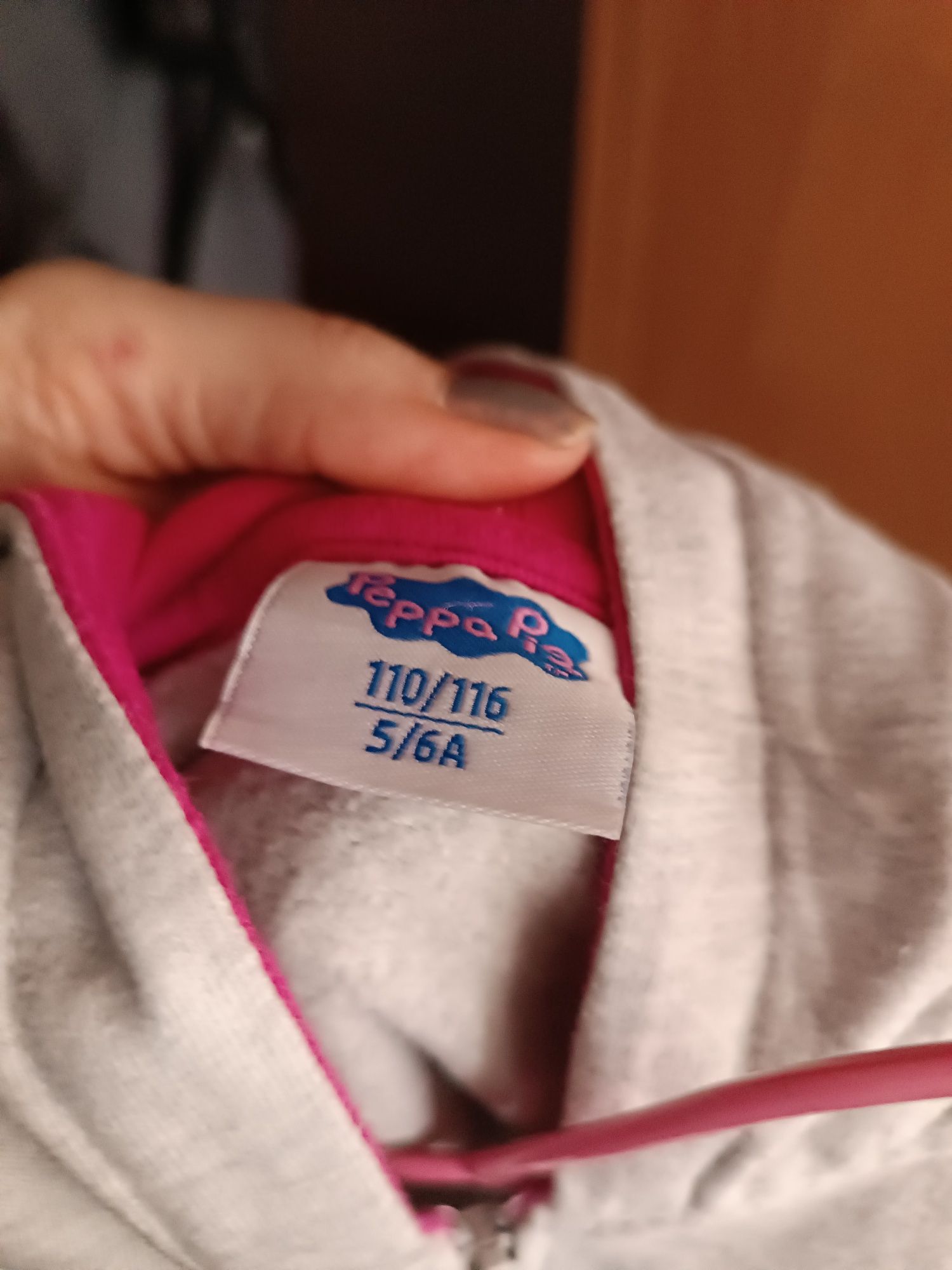 Bluza Peppa dla dziewczynki rozmiar 110/116