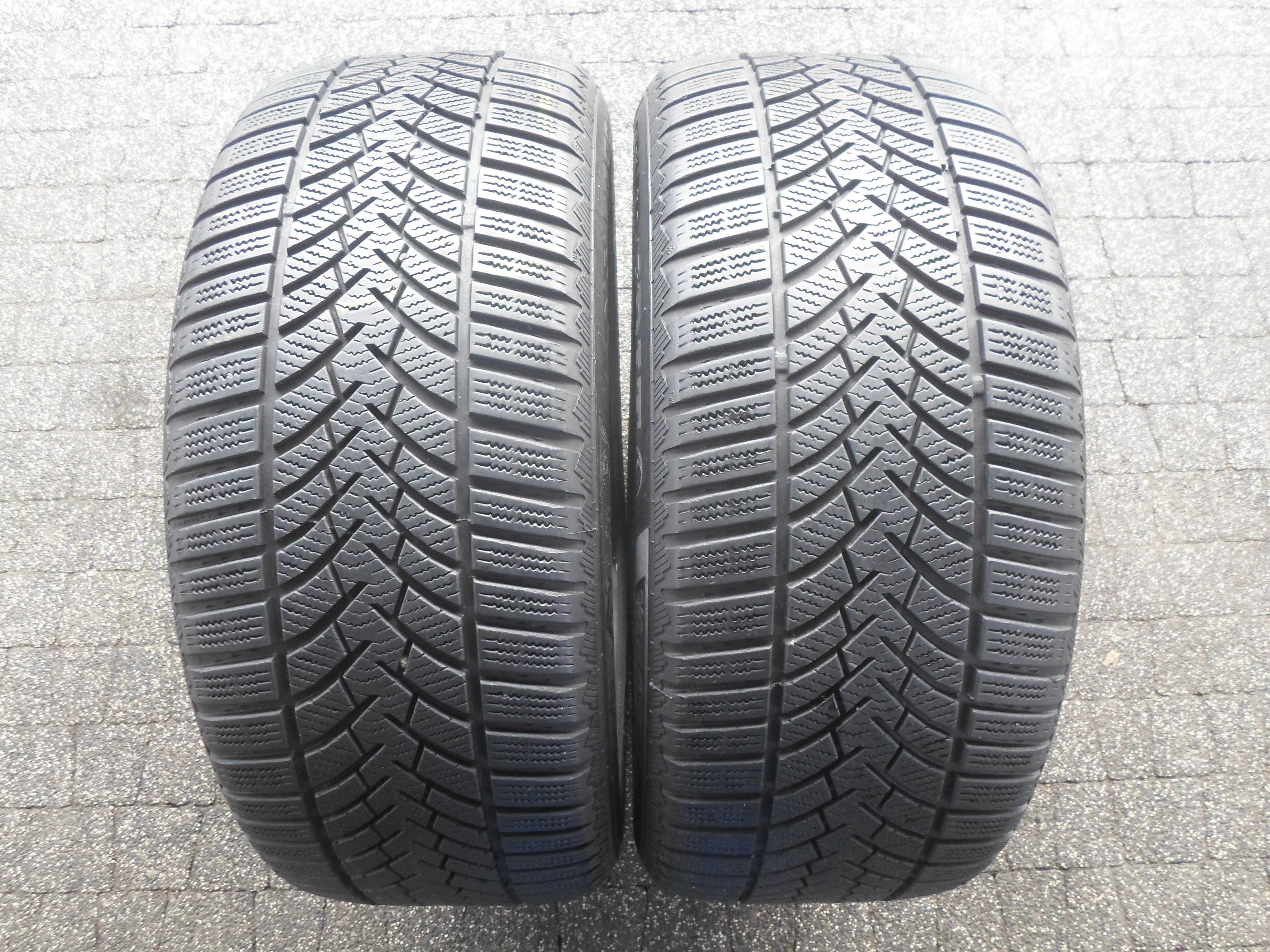 Opony Semperit Speed-Grip 3 235/55R17 103V Para Zima