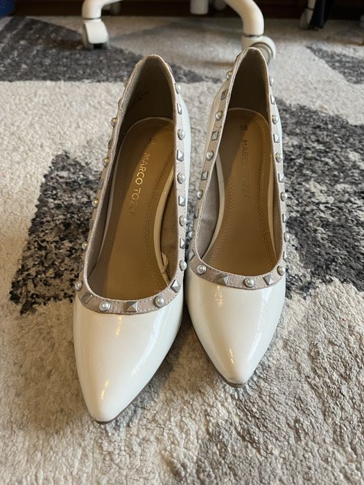 Buty na obcasie rozm. 38