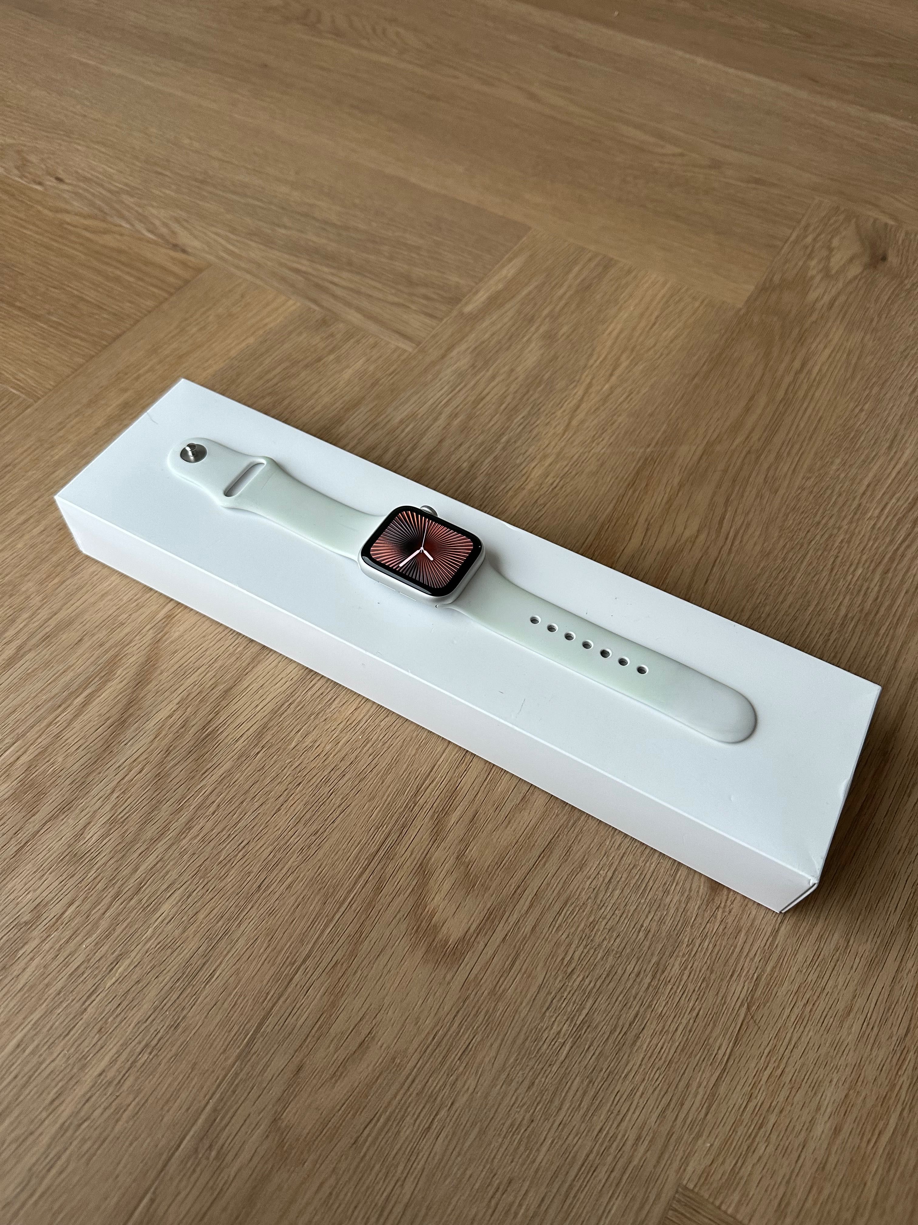 Apple Watch serii SE 2 gen 40 mm STARLIGHT CELLULAR GPS Perfekcyjny!