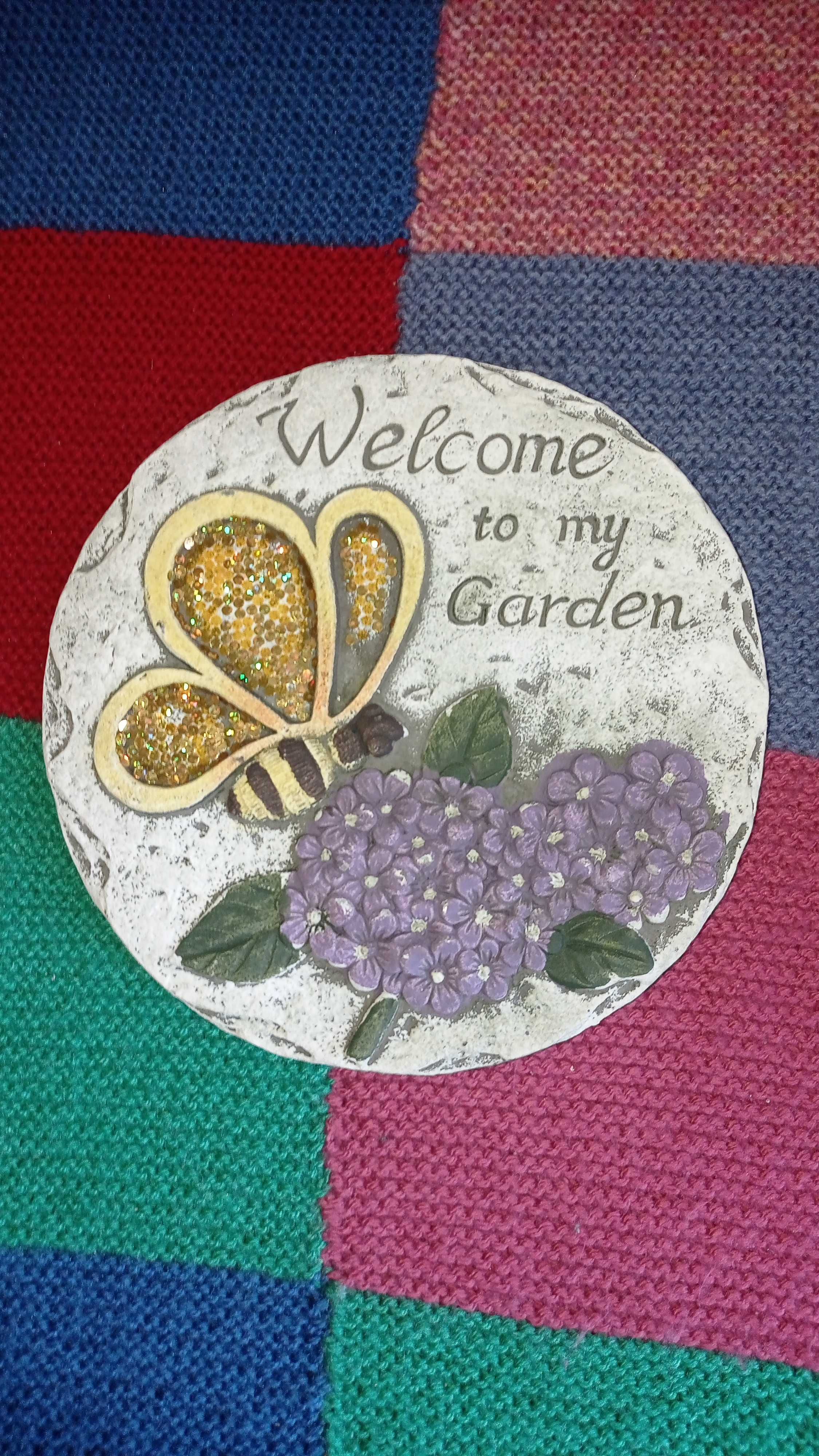 Круглая декоративная плитка  для сада или двора "Добро пожаловать"