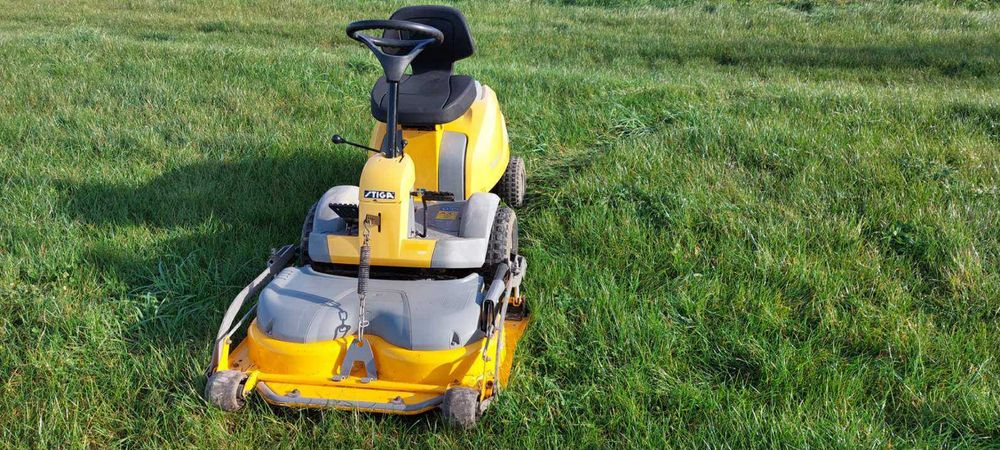 Kosiarka Traktorek Stiga Villa 12hst szybka zwrotna