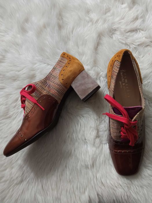 Черевики кольорові широкий каблук,туфлі лак,туфлі шнурки,ботильйони 38