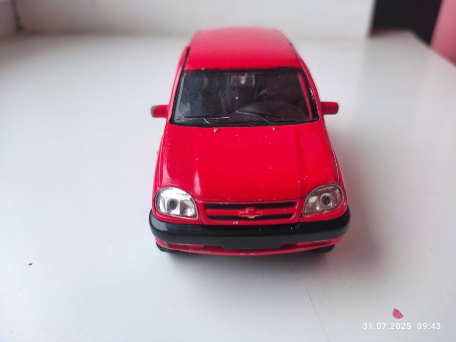 Модель  авто для колекції  Chevrolet NIVA