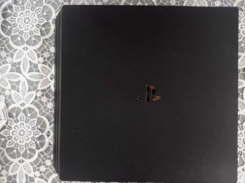 Konsola PlayStation 4 Pro