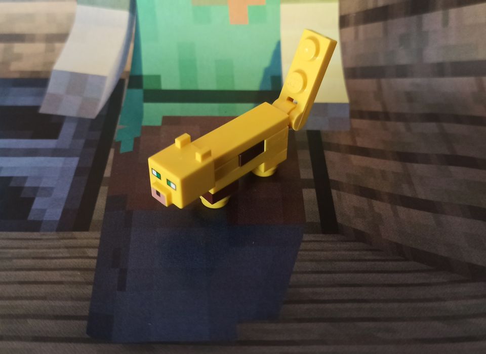 Lego minecraft ocelot