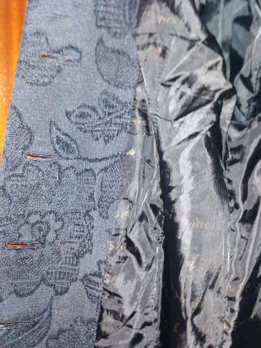 Casaco preto comprido