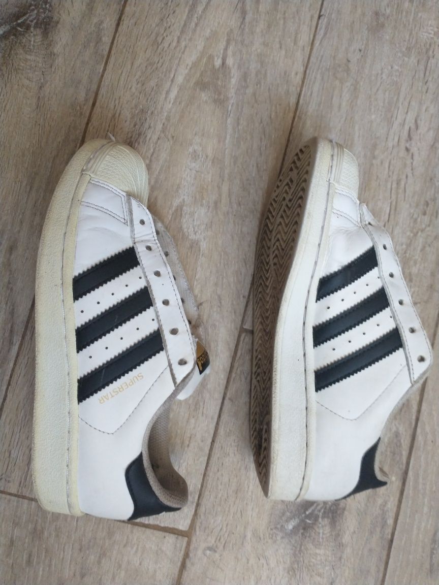 Adidas super star 35