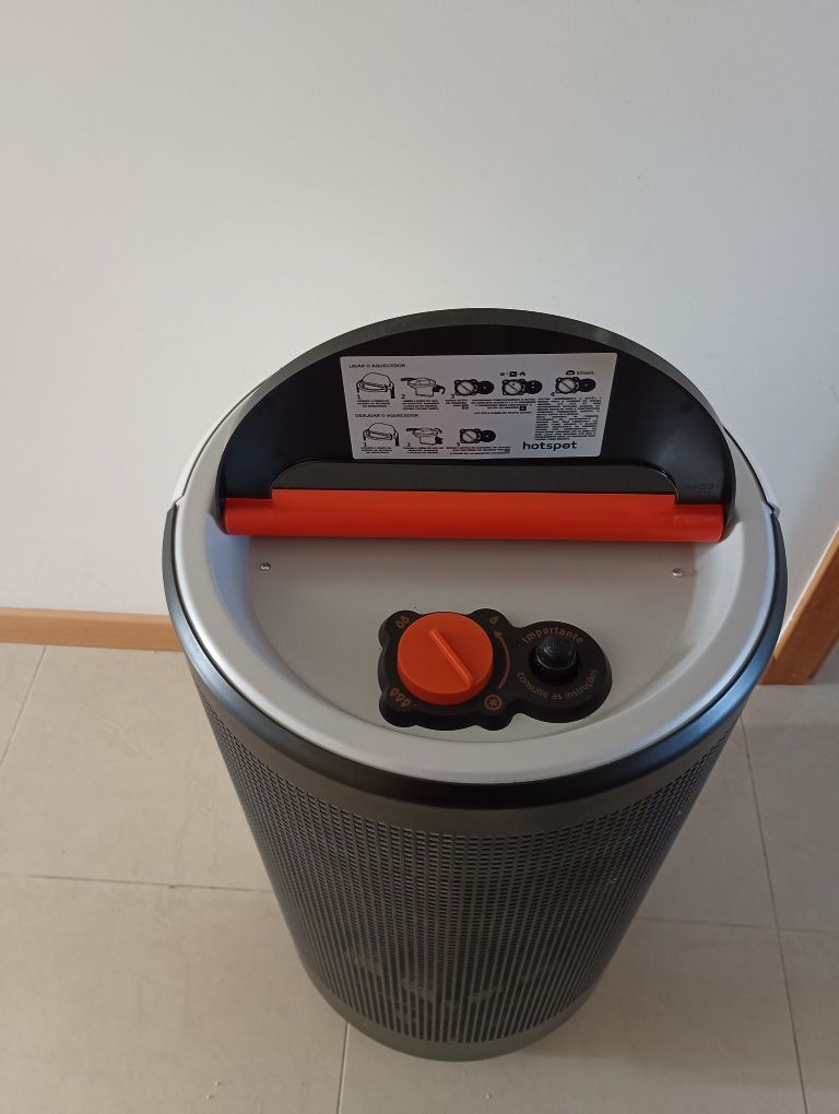 Aquecedor hotspot ainda em garantia com botija incluída