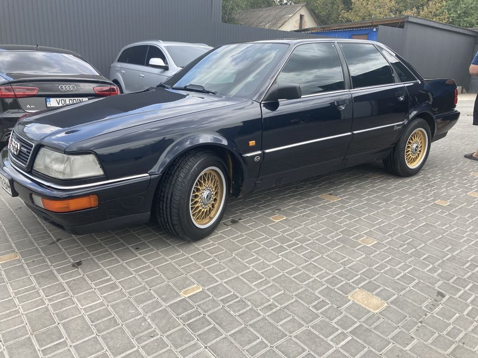 Продам audi V8 d11