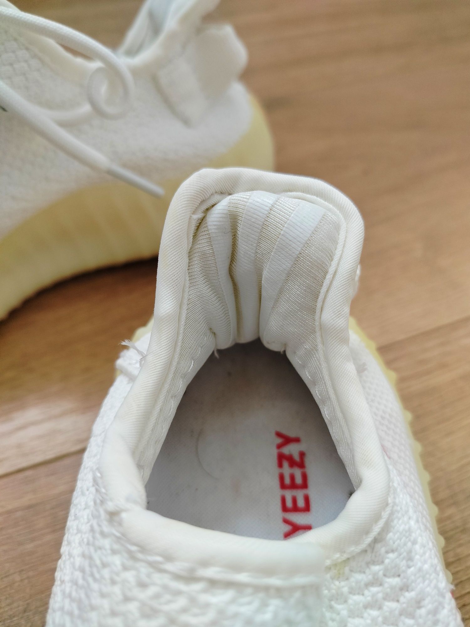 Buty sneakersy damskie snikersy Adidas TE Yeezy Supreme 36