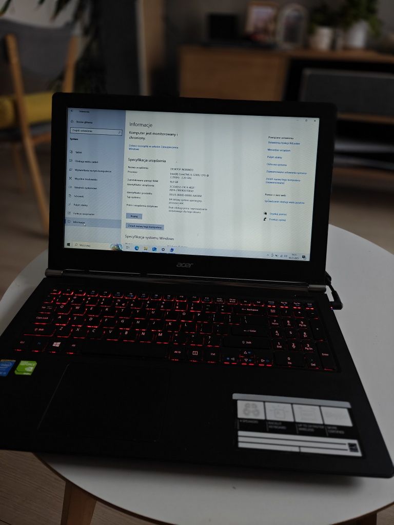 Acer nitro vn7-571g